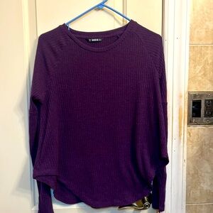 Women’s size medium purple loose ribbed long sleeve top from Shein